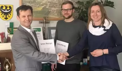 Nauka języka angielskiego z wolontariuszami