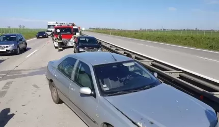 Koło Kostomłotów zderzyło się 5 samochodów