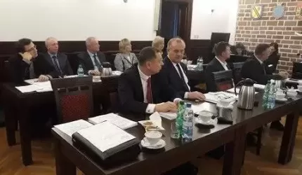 XI sesja Rady Miejskiej w Środzie Śląskiej (na żywo)