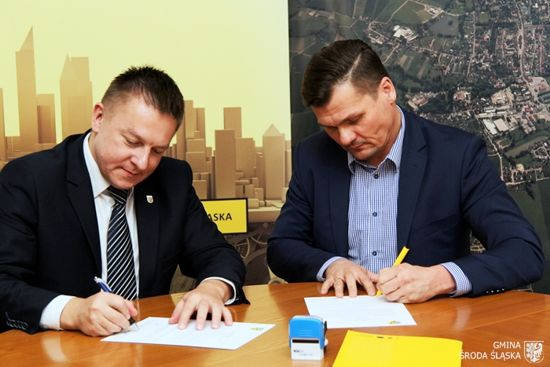 DFR podpisanie