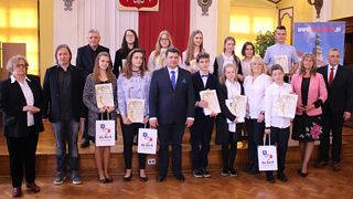uczennica 0