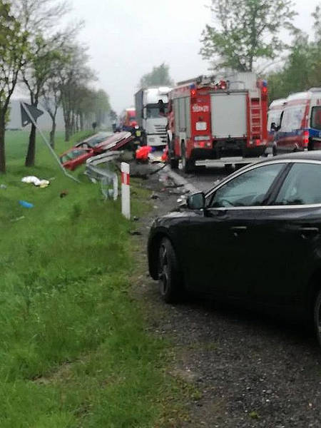 wypadek proszkow 2