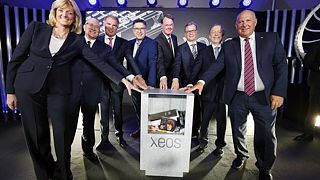 xeos 000