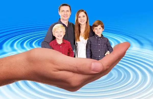 hand 3343738 960 720