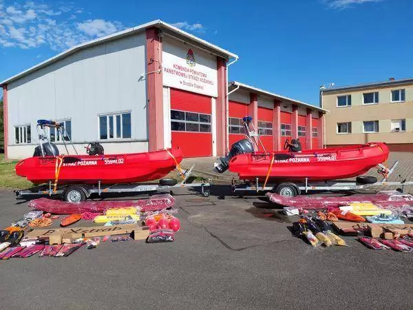 d435e015 9b78 4d7c 873a 865944290e27