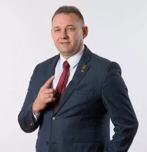 462691007 8570903536357414 6098885781523159611 n