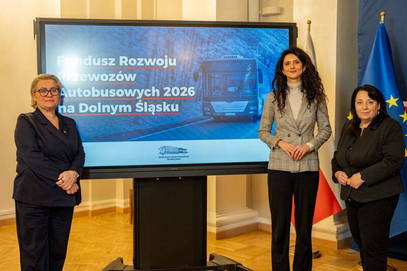 Prawie 2 miliony złotych na Powiatową Komunikację Publiczną!