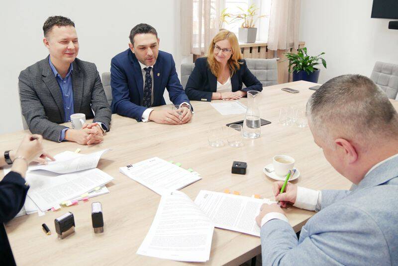 634103826 1324239393072886 1599580181147844100 n