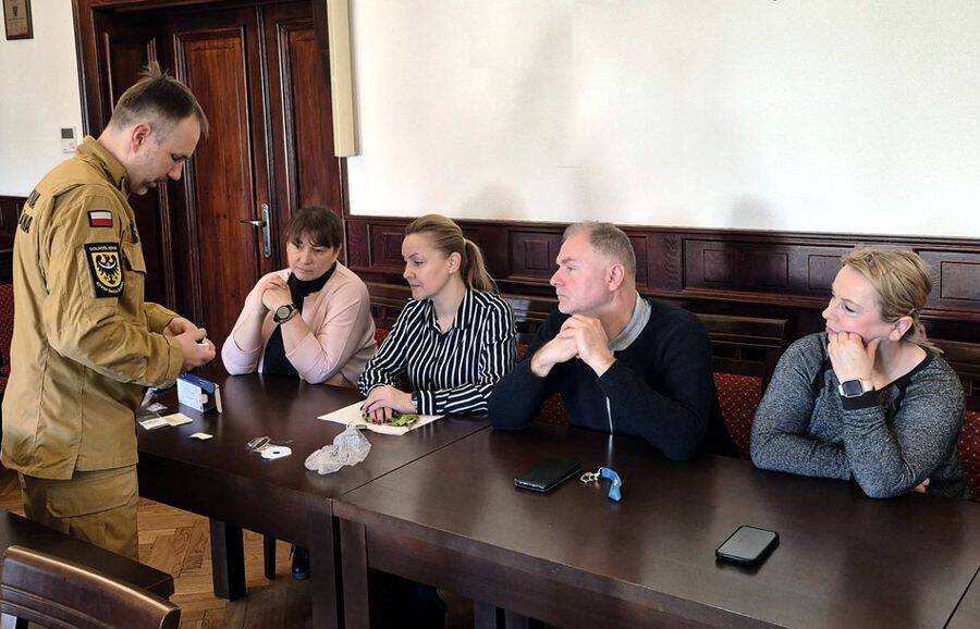 Czadowa Straż w akcji – strażacy przekazali czujki ratujące życie