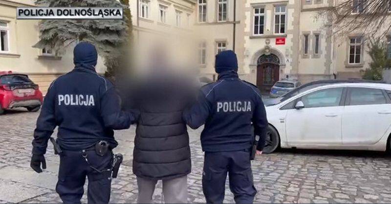 Policjanci ze Środy Śląskiej zatrzymali obywatela Kazachstanu, który na terenie Mazowsza dokonał rozboju z użyciem niebezpiecznego narzędzia