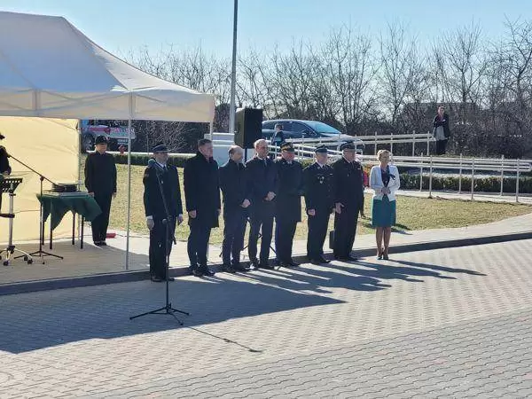 d5d5402f 6c2f 4d6f 9e0a 56ca152c0b3d