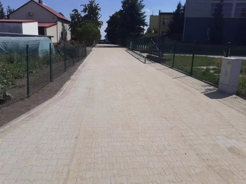 resize szkolna rakoszyce3