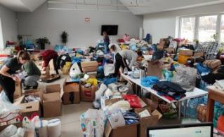 Mieszkańcy powiatu wspierają Ukrainę