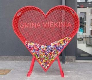 Kolejne serce na nakrętki na terenie gminy Miękinia