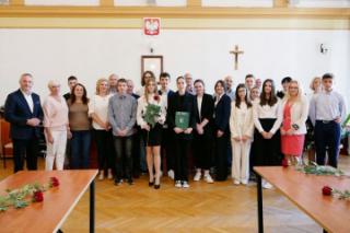 Do listy 256 Stypendystów Starosty Średzkiego dołączyło kolejnych 10 uczniów!