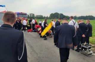 W drodze na Święto Strażaka pomogli poszkodowanym w wypadku