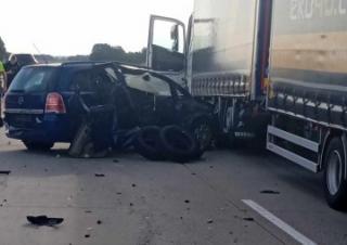 Kolizja na autostradzie i pożary [raport strażaków]