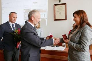 Szefowa średzkiego sanepidu odznaczona 