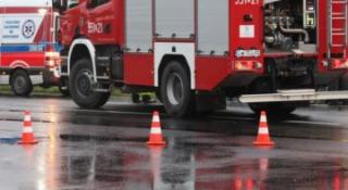 Zderzenie aut na skrzyżowaniu Środa Śląska - Ogrodnica. Jedna osoba trafiła do szpitala