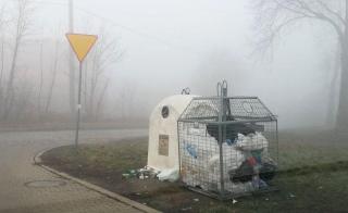 Mieszkańcy: Nie wywożą śmieci, to za co płacimy?