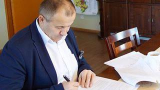 KOLEJNE UMOWY NA PRZEBUDOWĘ DRÓG W GMINIE MIĘKINIA