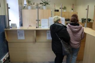 Blisko tysiąc nr PESEL wydanych dla uchodźców w średzkim UM