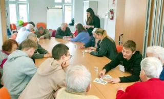 „Zbliżamy pokolenia” wspólny czas średzkich Seniorów i młodzieży