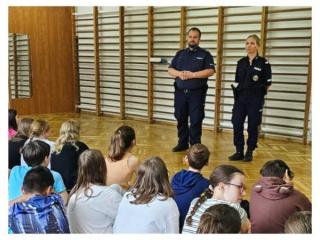 Bezpieczne Wakacje z Policją w Szkole Podstawowej w Miękini
