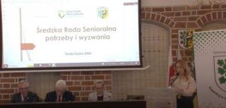 Radni Rady Miejskiej w Środzie Śląskiej jednogłośnie przyjęli uchwałę w sprawie utworzenia Średzkiej Rady Senioralnej