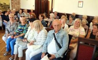 Drugi „Anioł Stróż” seniora – opaska ratująca życie