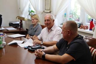 Gmina Udanin: Podpisano umowę na remont drogi Udanin - Dziwigórz
