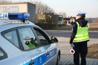 MIAŁ OPIEKOWAĆ SIĘ CZTEROLATKIEM. BYŁ NIETRZEŹWY