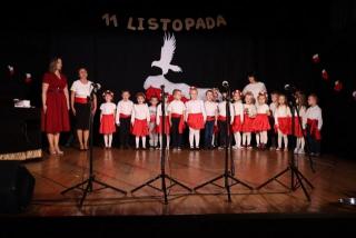 Średzkie przedszkolaki na Święto Niepodległości