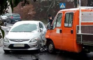 Kolizja na skrzyżowaniu w Środzie Śląskiej (zdjęcia)