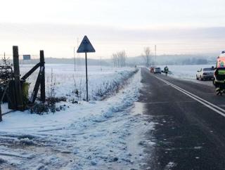 Wypadek koło Rachowa. Jedna osoba poszkodowana