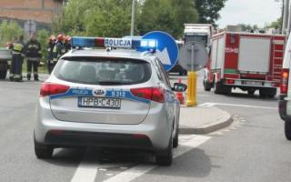 Kolizja na średzkiej obwodnicy. Uszkodzonych jest kilka pojazdów