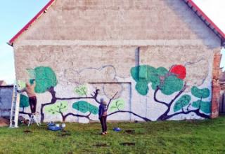 Nowy sprzęt AGD, mural i Mikołajki w Wojnowicach!