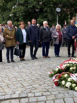 W hołdzie pomordowanym i więzionym na „nieludzkiej ziemi”