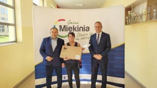Do ponad 200 uczniów z terenu gminy Miękinia trafi sprzęt komputerowy