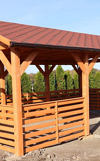 Nowa altana w Jarostowie – miejsce spotkań i odpoczynku Fot. Gmina Udanin