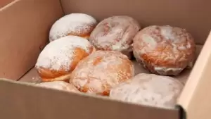 Pczkownia_Teaser_Otwarcie.00_00_27_14.Still012