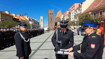 Powiatowe obchody Dnia Strażaka w Środzie Śląskiej (na żywo)