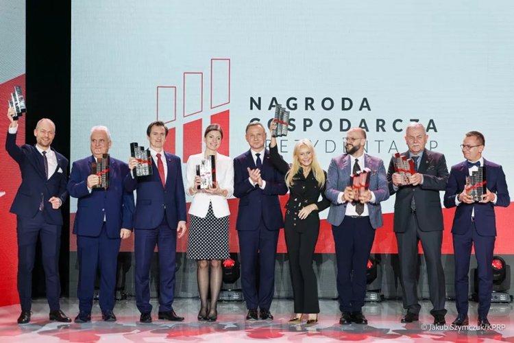 Laureaci XX edycji Nagrody Gospodarczej Prezydenta RP z Andrzejem Dudą