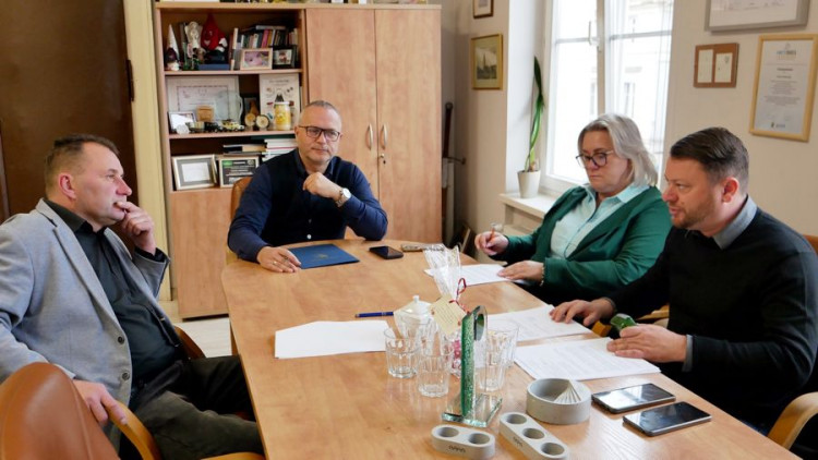 Powiat kontynuuje inwestycję drogową Lipnica – Środa Śląska