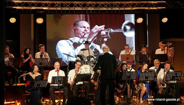 Karnawałowy Koncert Średzkiej Orkiestry Dętej w Domu Kultury w Środzie Śląskiej