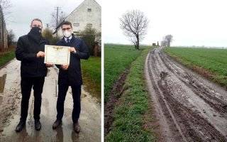 Wicemarszałek województwa wręczył dziś promesę wójtowi gminy Udanin