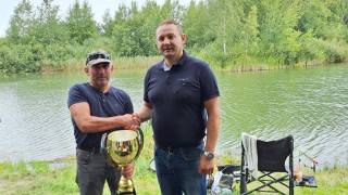 Pan Robert Michalski został zwycięzcą Zawodów Wędkarskich o Puchar Wójta Gminy Udanin  / fot. Gmina Udanin