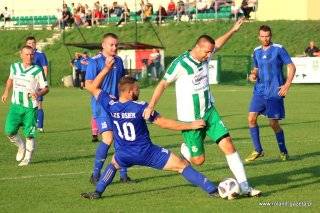 Emocjonujący mecz w Miękini. Pogoń wygrywa z Osiekiem i utrzymuje pozycję lidera