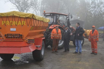 Nowy sprzęt dla powiatowych służb drogowych