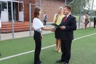 Anastazja Wronowska to laureatka stypendium Burmistrza z SP w Szczepanowie